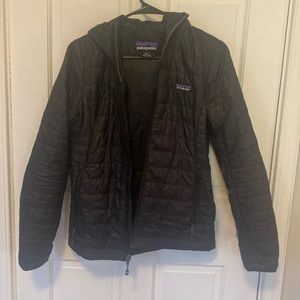 Patagonia women’s nano puff hoody black